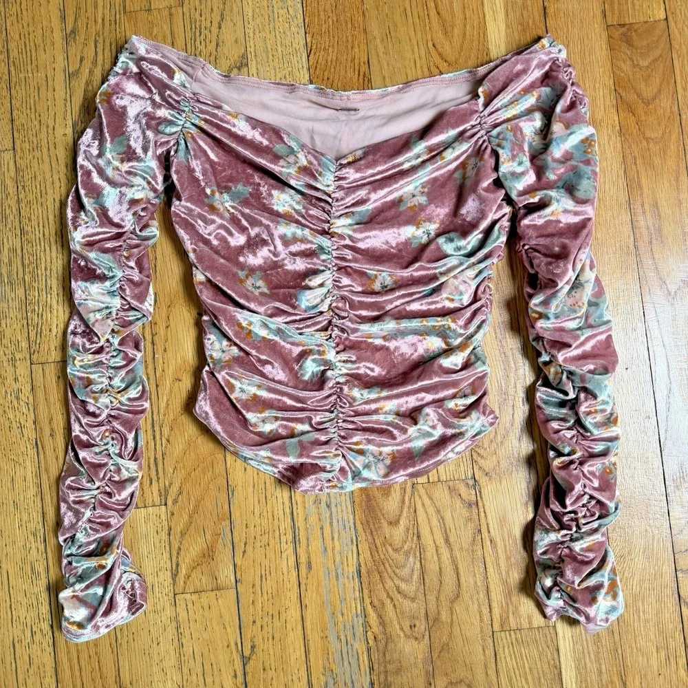 Free People Dusty Pink Floral Velvet Off Shoulder Ruched Top Y2K Soft Grunge‎ M